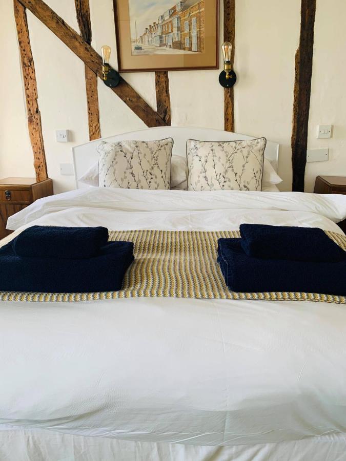 Ye Olde White Harte Hotel Burnham-on-Crouch Room photo